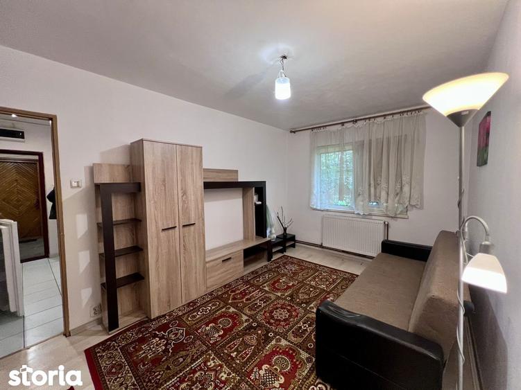 Apartament cu 2 camere semidecomandat, mobilat în Circumvalațiunii