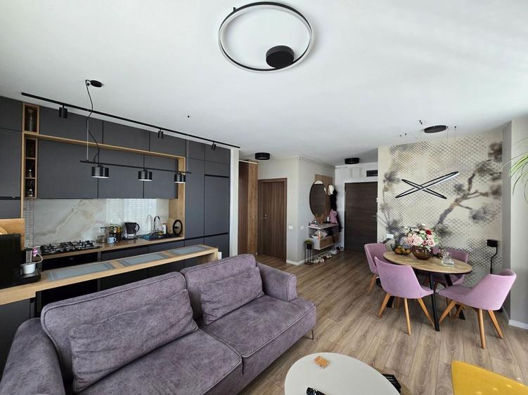 Apartament cu 3 camere decomandat, mobilat în Nord