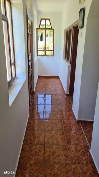 Casă cu 3 camere cu Teren 2401 Mp în Ciofrângeni