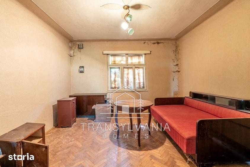 Casă cu 5 camere cu Teren 1922 Mp în Tritenii de Jos