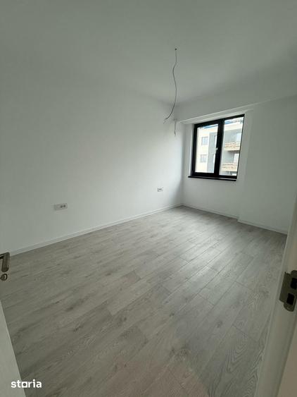 Apartament cu 2 camere decomandat în Militari — fotografia 3