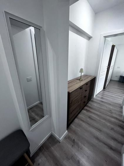 Apartament cu 2 camere decomandat în Sisești