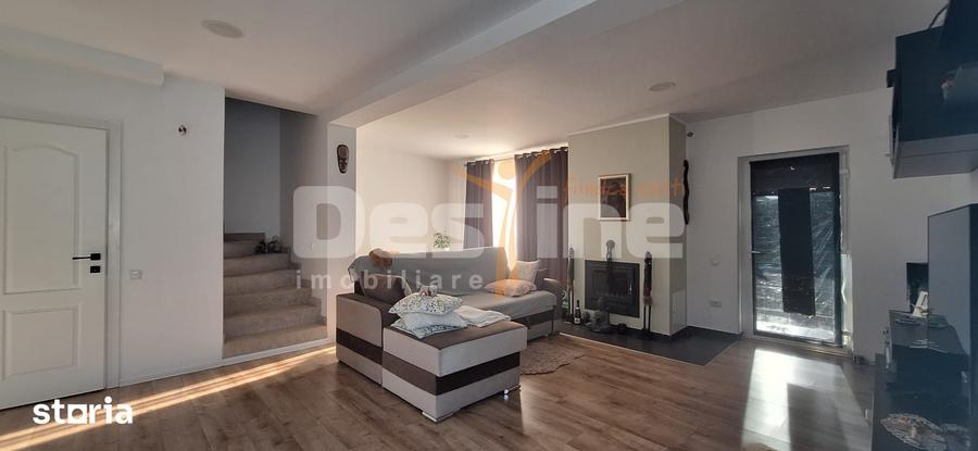 Casă cu 4 camere decomandat cu Teren 100 Mp în Central