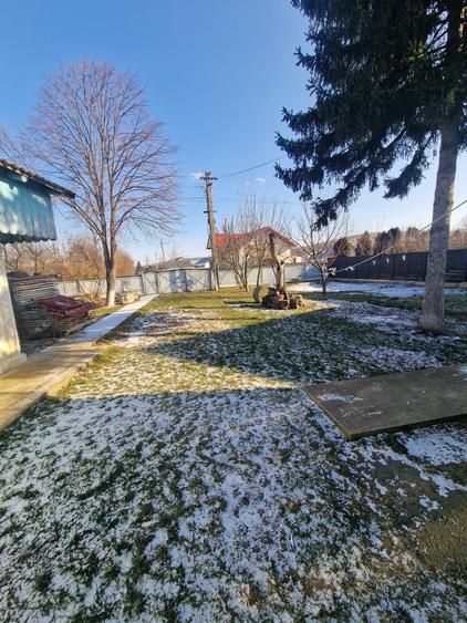 Casă cu 3 camere în Coșula