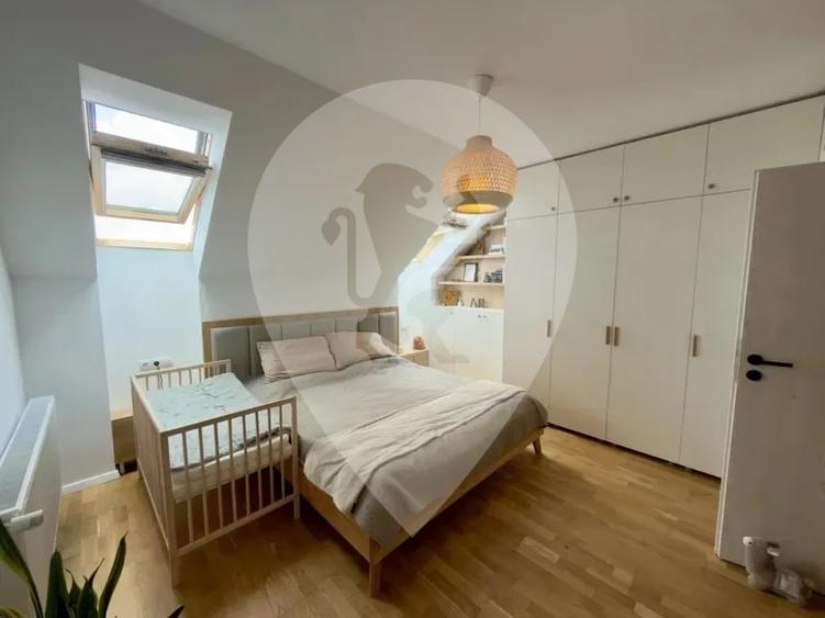 Apartament cu 3 camere decomandat, mobilat în Centrul Istoric