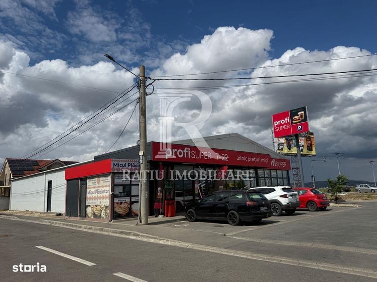 Spațiu comercial, de 613 mp, în Sânmartin