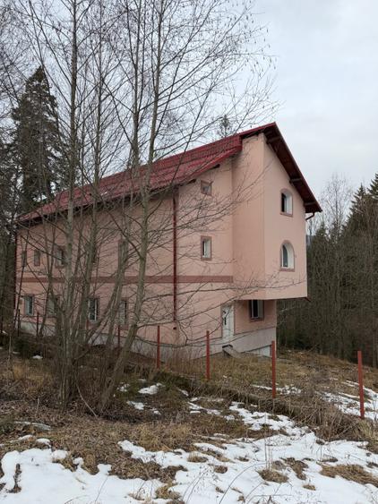Casă cu 6 camere cu Teren 522 Mp în Exterior Nord