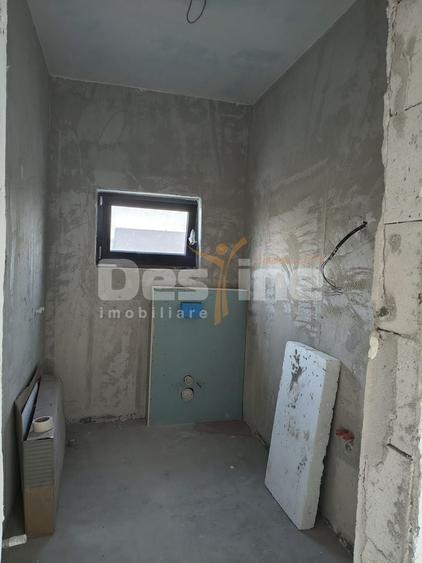 Casă individuală cu 5 camere cu Canalizare în Agigea