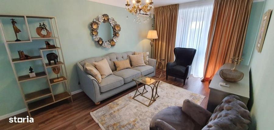 Apartament cu 3 camere în Tineretului