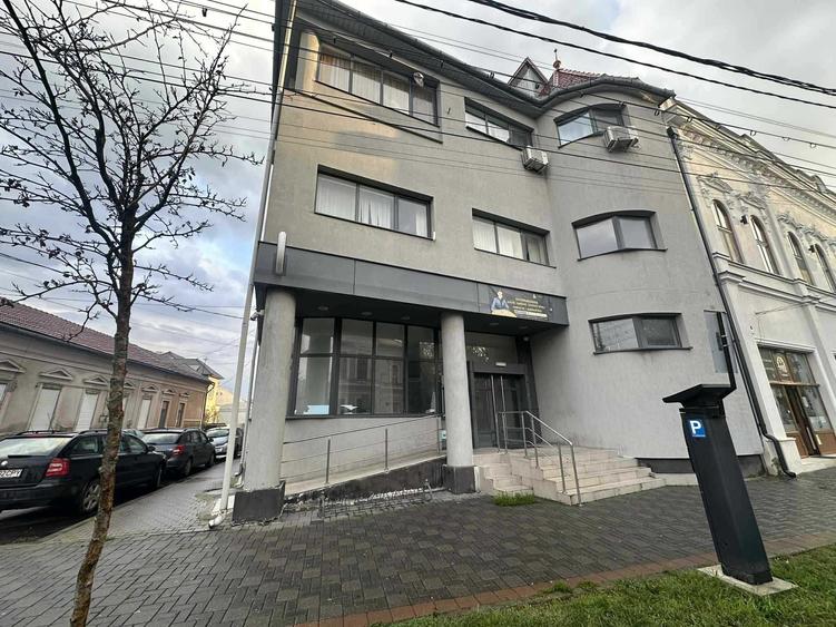 Spațiu comercial, de 266 mp, în Ultracentral