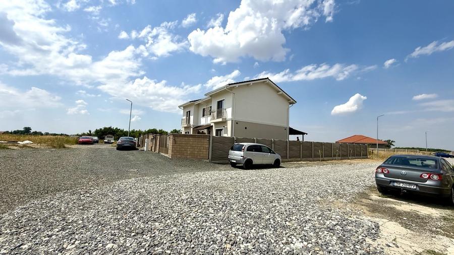 Teren agricol extravilan de 1079 mp, în Moșnița Nouă