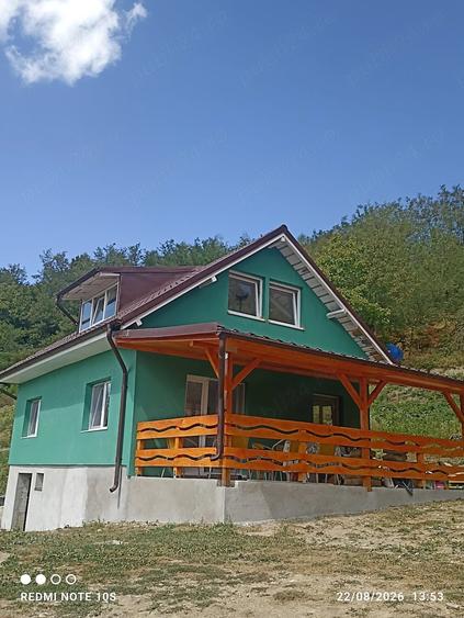 Casă cu 2 camere cu Teren 11710 Mp în Blăjeni