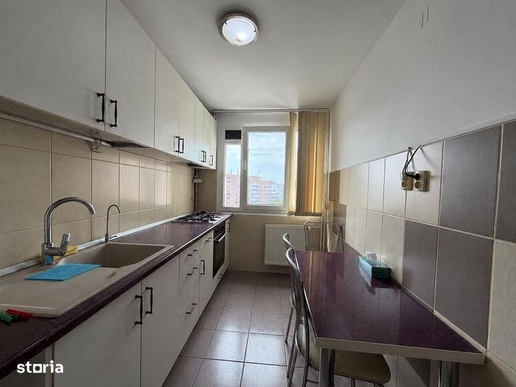 Apartament cu 3 camere semidecomandat în Liviu Rebreanu