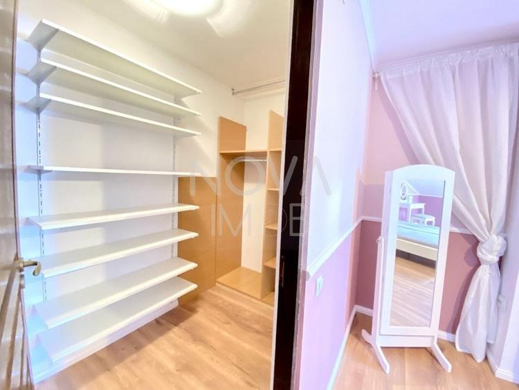 Apartament cu 3 camere decomandat, mobilat în Ștrand