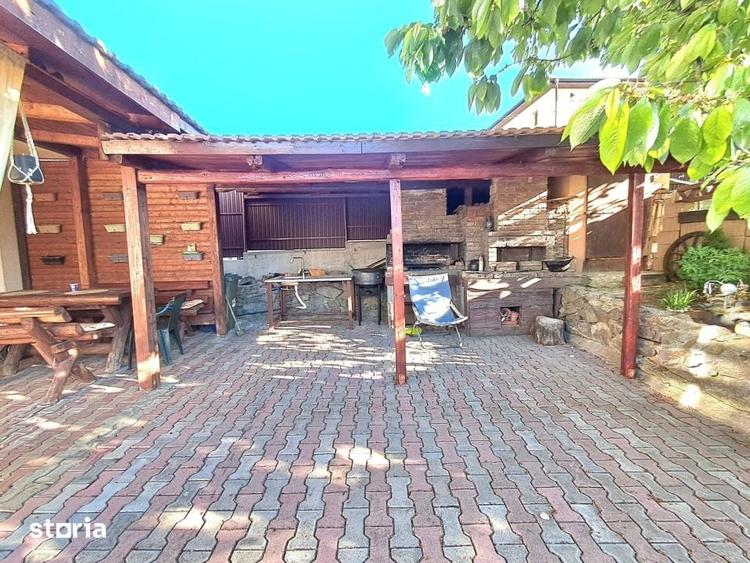 Casă cu 6 camere cu Teren 600 Mp în Apahida