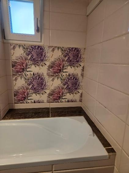 Apartament cu 3 camere decomandat, mobilat în Nicolina