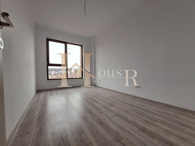 Apartament cu 3 camere decomandat în Girocului