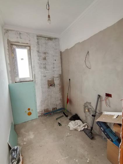 Casă cu 3 camere cu Canalizare în Ghiroda