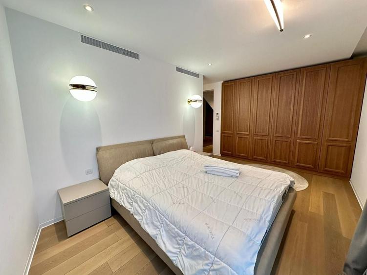 Apartament cu 4 camere decomandat, mobilat în Aviatorilor