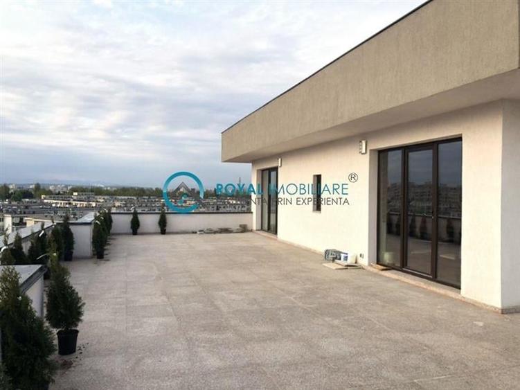 Apartament cu 3 camere decomandat, mobilat în 9 Mai