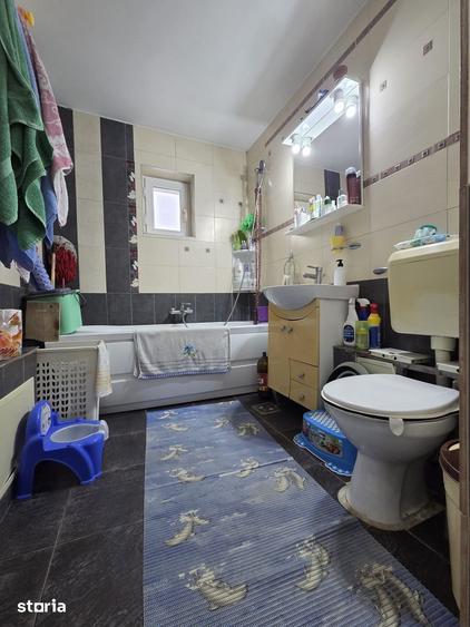 Apartament cu 2 camere decomandat în E3