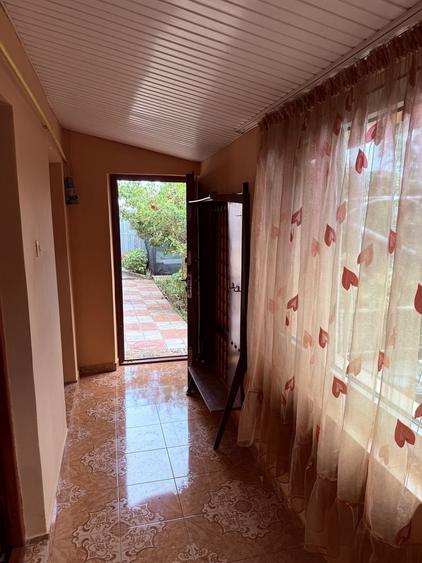 Casă cu 2 camere cu Teren 230 Mp în Lilieci
