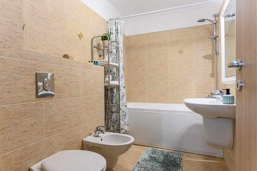 Cartier URBAN, lângă Mall Coresi, apartament 2 camere, mobilat, 550 eu - 17