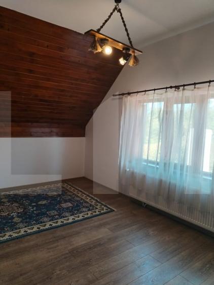 Casă individuală cu 5 camere cu Garaj în Belin