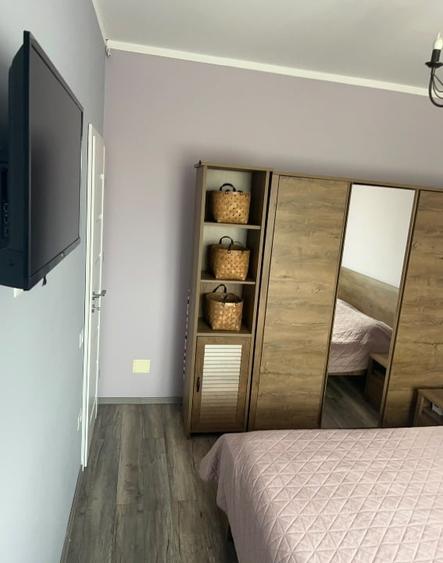 Apartament cu 2 camere semidecomandat, mobilat în Dumbrăvița