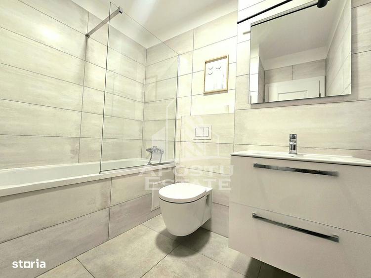 Apartament cu 3 camere, mobilat în Central