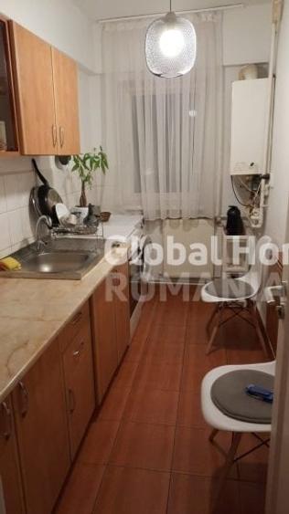 Apartament cu 2 camere semidecomandat, mobilat în Cișmigiu