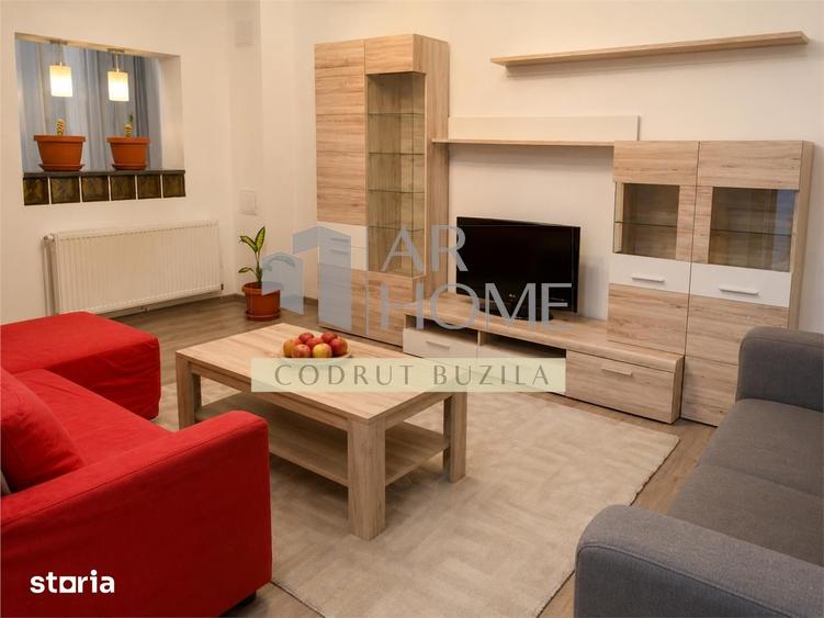 Apartament cu 4 camere decomandat, mobilat în Cantacuzino