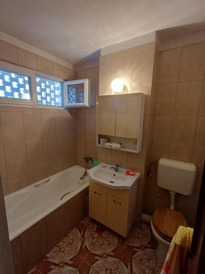 Apartament cu 2 camere semidecomandat în Alexandru Obregia