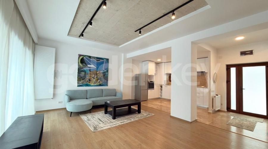 Duplex cu 4 camere cu Canalizare în Pipera
