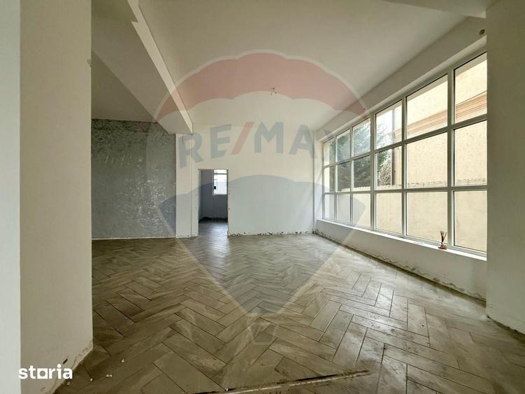 Spațiu comercial, de 186 mp, în Cumpăna