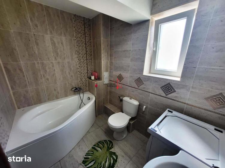 Apartament cu 3 camere decomandat în Theodor Pallady