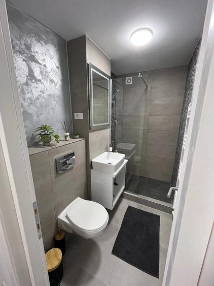 Apartament cu 2 camere semidecomandat în Hipodrom
