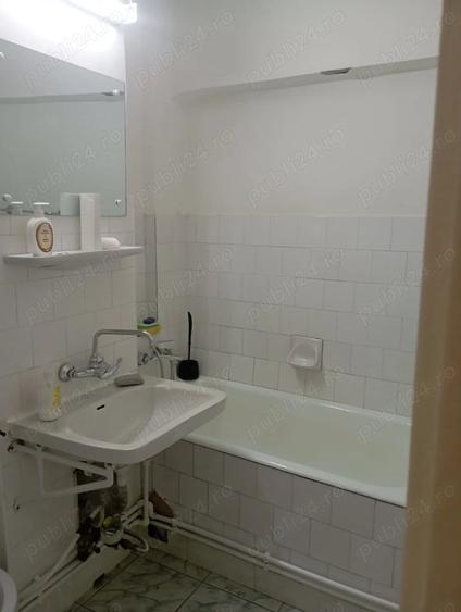 Apartament cu 3 camere decomandat în Decebal