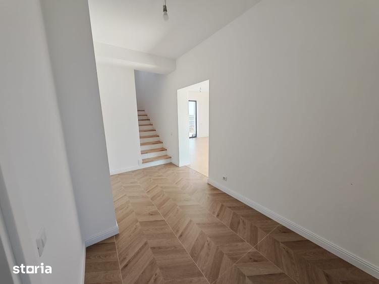 Casă cu 4 camere cu Teren 450 Mp în Cernica