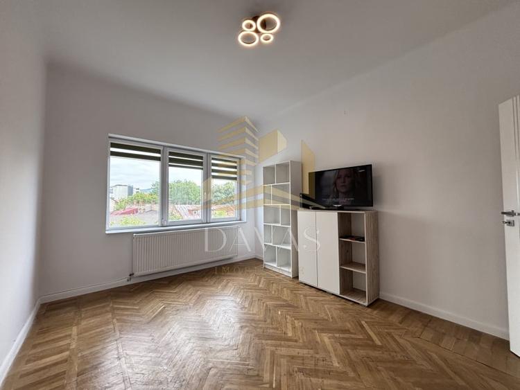Apartament cu 2 camere decomandat, mobilat în Semicentral
