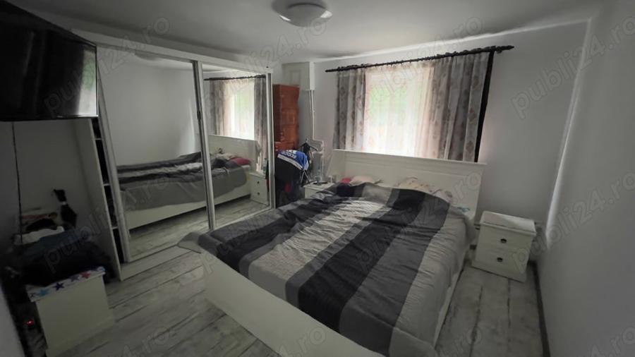 Casă cu 4 camere cu Teren 317 Mp în Piața Nouă