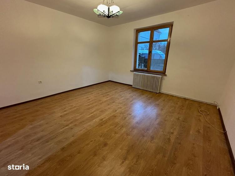 Casă cu 2 camere în Cedonia