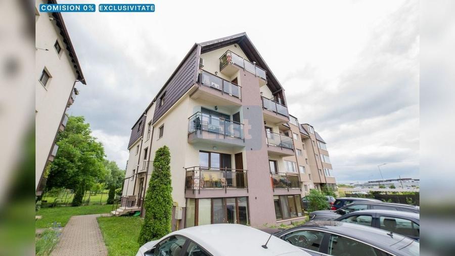 Apartament cu 3 camere semidecomandat, mobilat în Florești