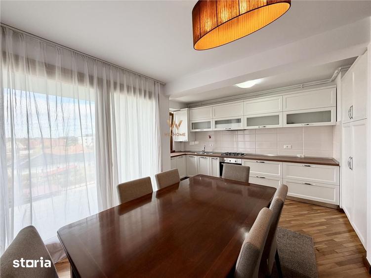 Apartament cu 3 camere în Calea Dumbrăvii