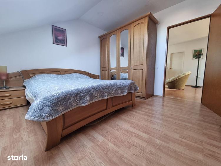 De vanzare Apartament 200 mp,pe 2 nivele - 11