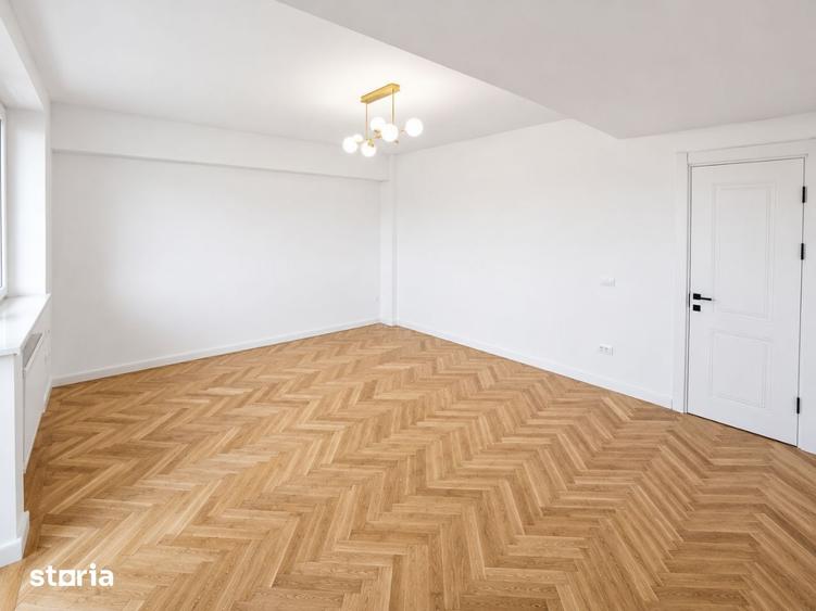 Apartament cu 3 camere decomandat în Centrul Istoric