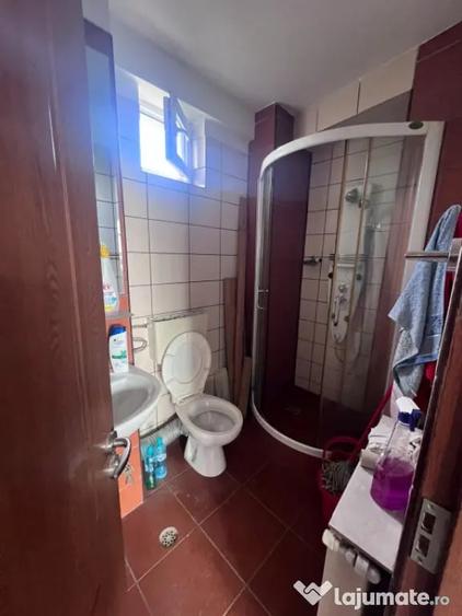Apartament cu 3 camere decomandat în George Enescu