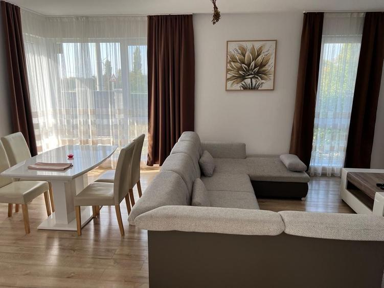 Duplex cu 4 camere cu Canalizare în Dumbrăvița