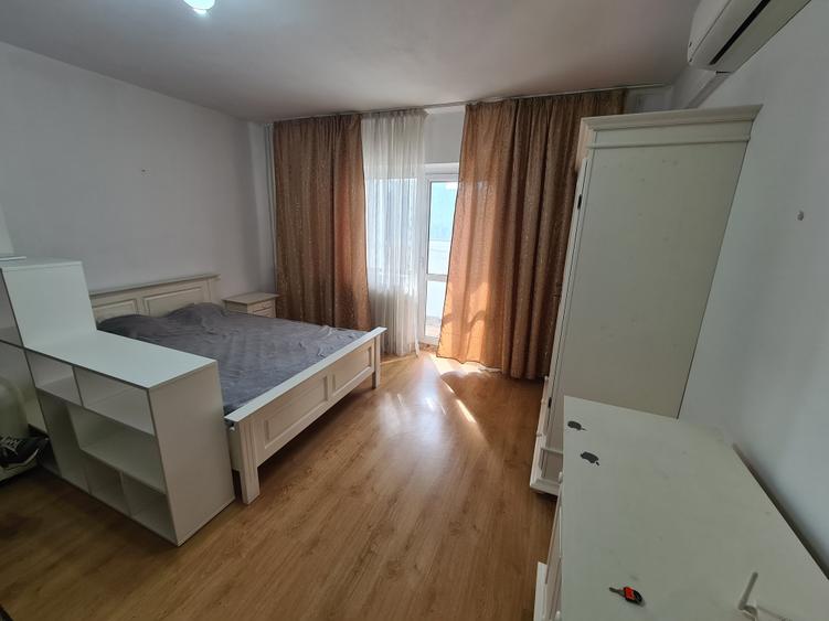 Garsonieră decomandată, mobilată în Unirii