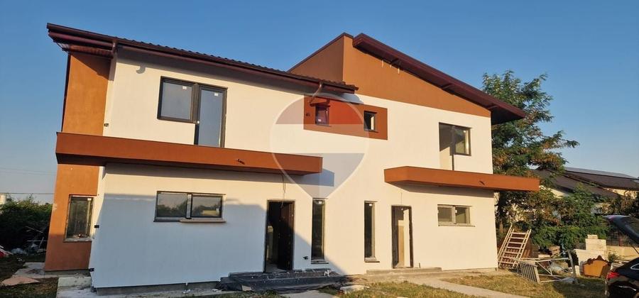 Duplex cu 3 camere cu Teren 200 Mp în Bolintin-Deal